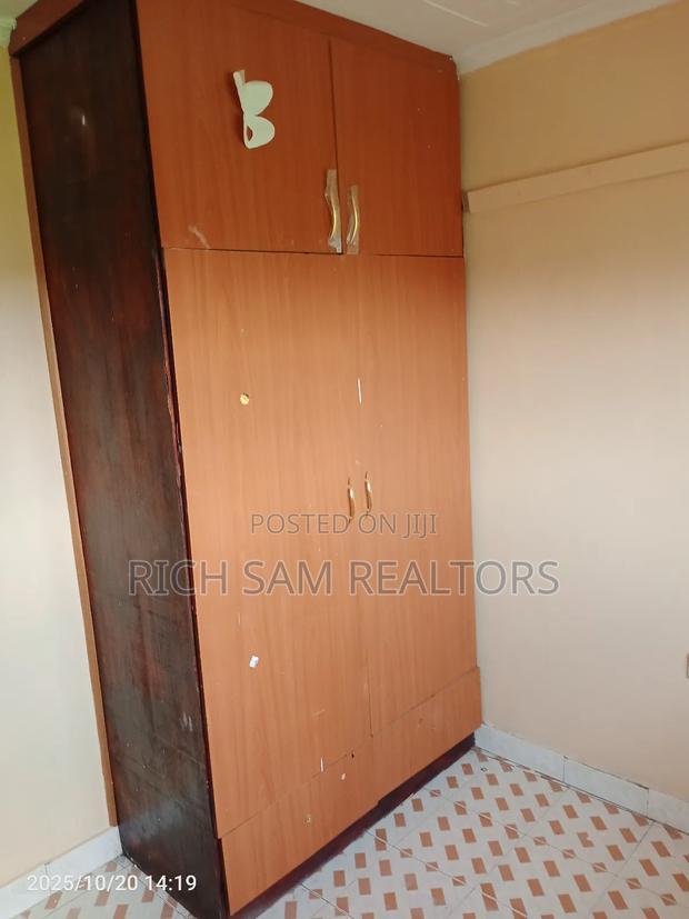 3bdrm Bungalow in Kiamunyi, Nakuru Town West for rent