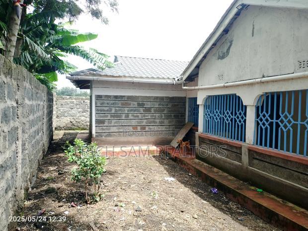 4bdrm Bungalow in Verovian, Menengai West for sale
