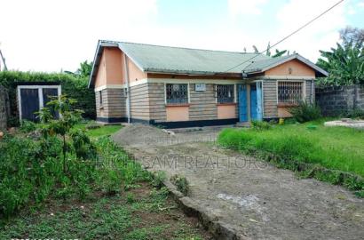 3bdrm Bungalow in Kiamunyi, Nakuru Town West for rent