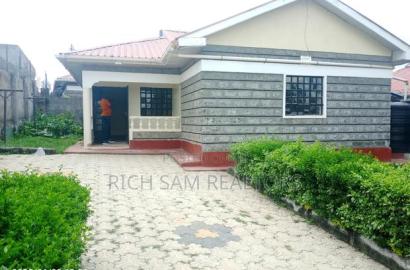 3bdrm House in Kiamunyi, Menengai West for rent