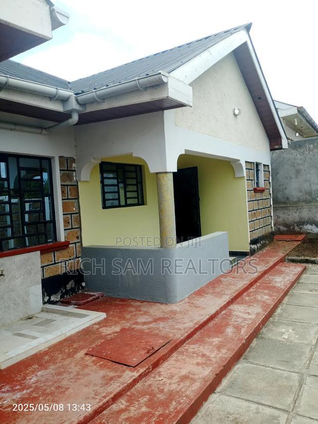 3bdrm House in Roret, Ngata for sale