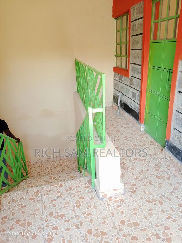 1bdrm Bedsitter in Kiamunyi Olivin, Rongai for rent