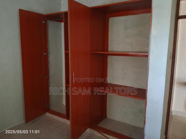 2bdrm Apartment in Kiamunyi, Menengai West for rent