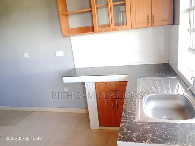 2bdrm Apartment in Kiamunyi, Menengai West for rent