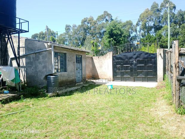 3bdrm House in Verovian, Menengai West for sale