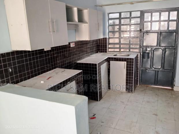 2bdrm Apartment in Kiamunyi, Menengai West for rent
