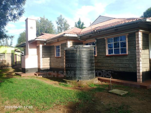 3bdrm House in Sobea, Menengai West for sale