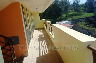 2bdrm House in Kiamunyi, Menengai West for rent