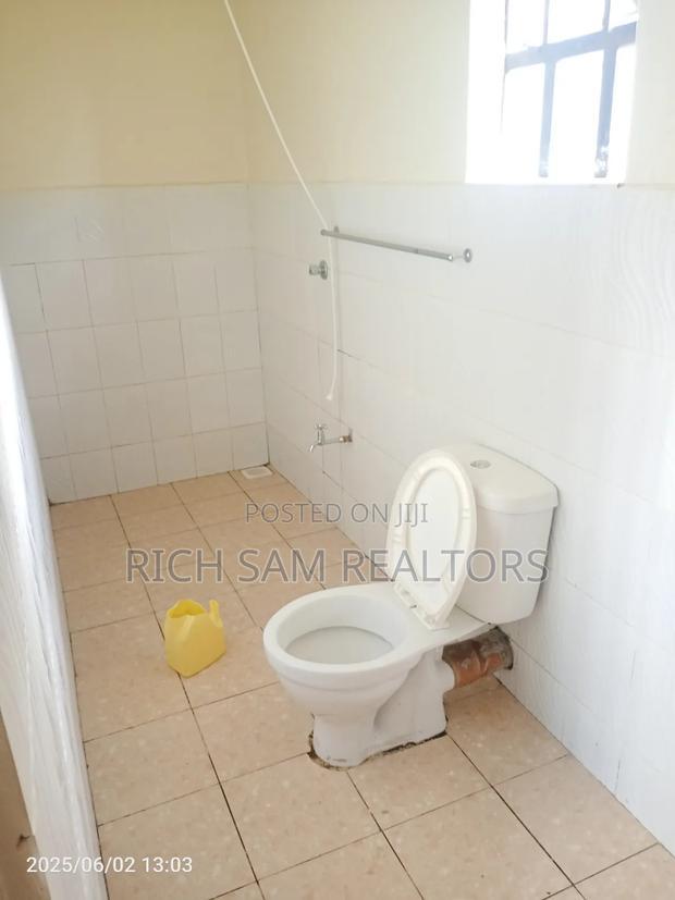 3bdrm House in Kiamunyi, Menengai West for rent