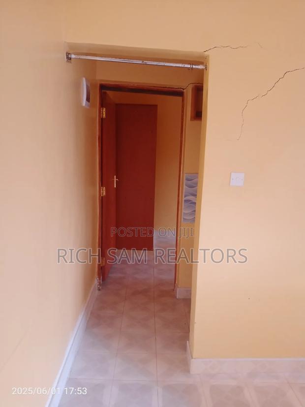 1bdrm House in Kiamunyi, Menengai West for rent