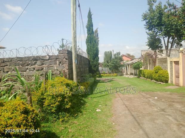 50/100 Plot on Sale Kiamunyi Olivin Centre