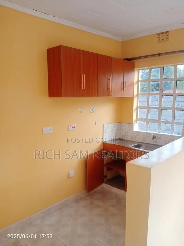1bdrm House in Kiamunyi, Menengai West for rent
