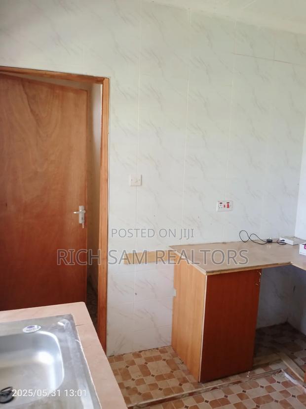 3bdrm House in Kiamunyi, Menengai West for rent