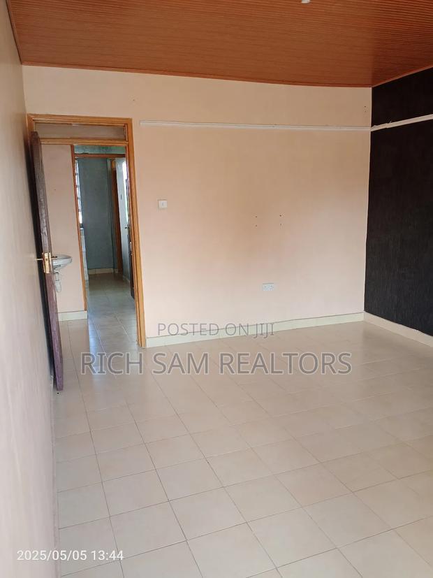 2bdrm Apartment in Kiamunyi, Menengai West for rent