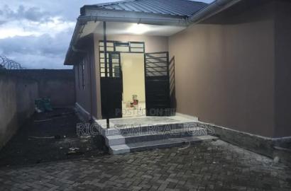 3bdrm Bungalow in Kiamunyi, Menengai West for rent