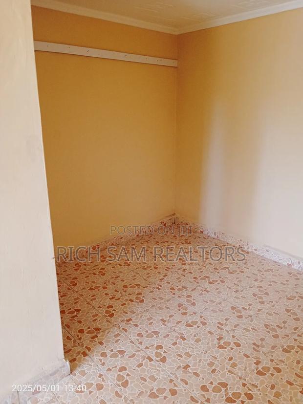 1bdrm Bedsitter in Kiamunyi Olivin, Rongai for rent