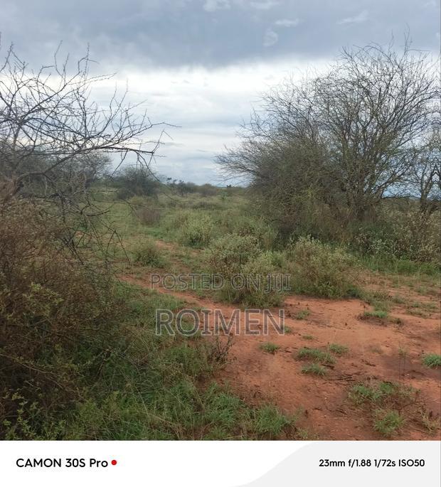 10 Acres 7km Kutoka Kwa Tarmac