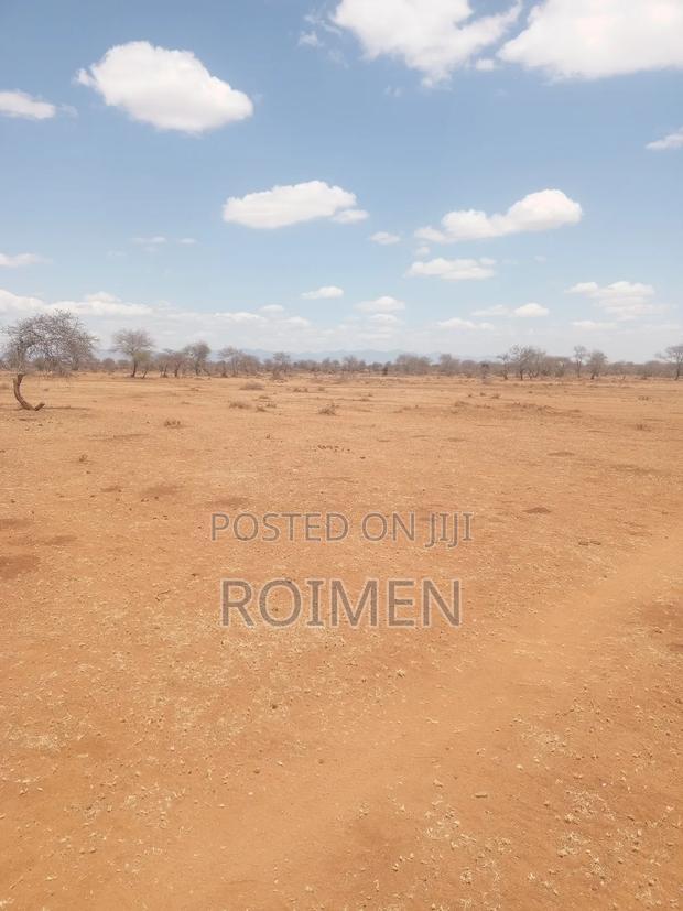 10 Acres 9km From the Tarmac
