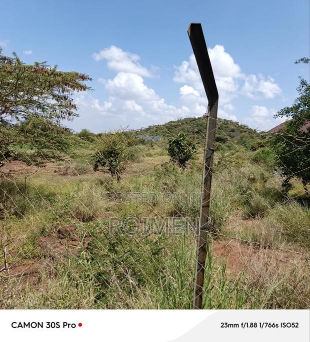Ekali 120 Katika Eneo La Kimana