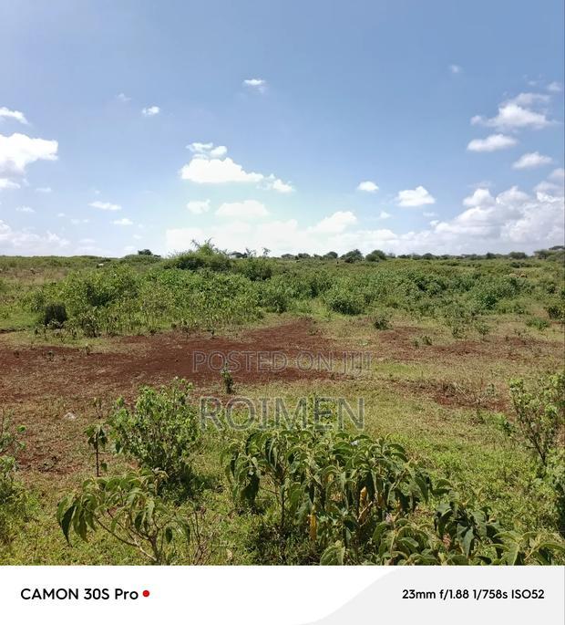 Ekali 120 Katika Eneo La Kimana