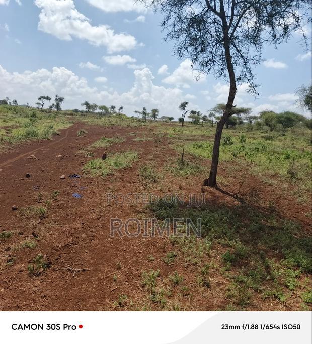 Ekali 120 Katika Eneo La Kimana