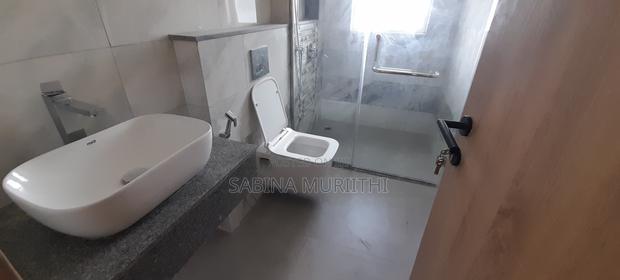 4bdrm Apartment in 6Th Avenue, Parklands/Highridge for sale