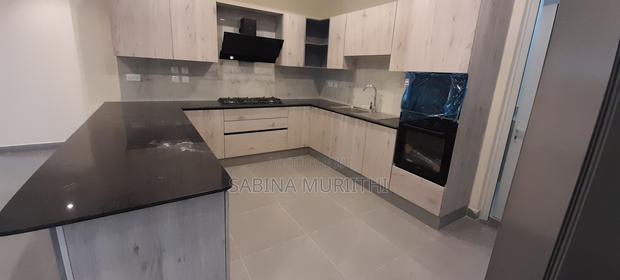4bdrm Apartment in 6Th Avenue, Parklands/Highridge for sale