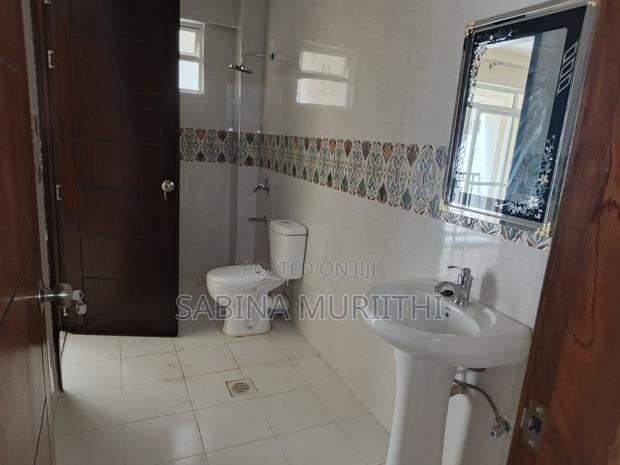 4bdrm Apartment in Parklands/Highridge for sale