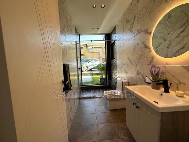 3bdrm Apartment in Lavington Riara Road, Valley Arcade for sale