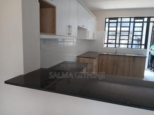4bdrm Townhouse/Terrace in Ondiri, Karai for sale