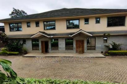 8bdrm Maisonette in Nairobi Spring for sale