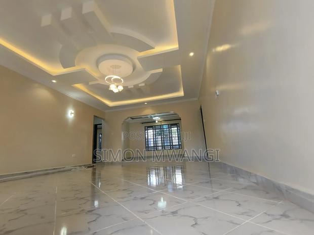 3bdrm Bungalow in Ruiru Mugutha Estate for sale