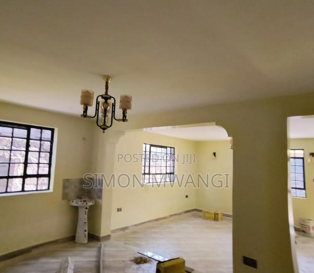 4bdrm Maisonette in Kenyatta Road-Off for sale