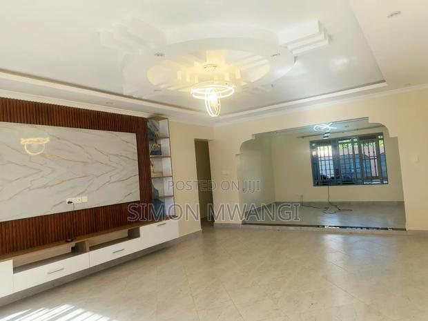 3bdrm Bungalow in Mugutha Ruiru Off for sale