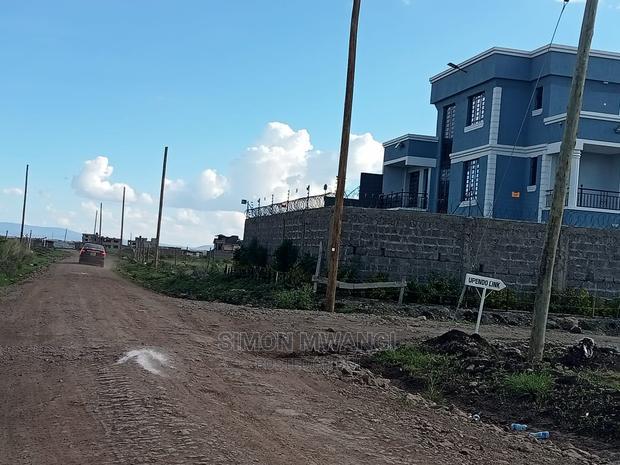 50* 100 Plot on Sale in Kamakis