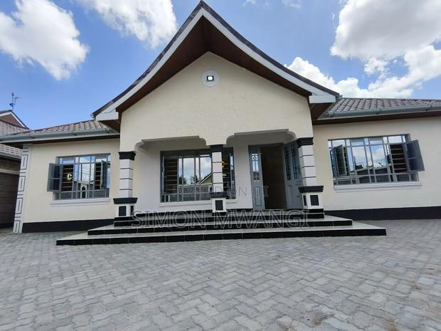 3bdrm Bungalow in Ruiru Mugutha Estate for sale