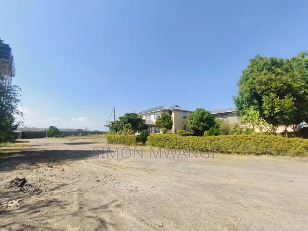 1 Acre Land on Sale at Ruiru Off Thika Road at 90M