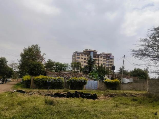 50*100 Commercial Plot on Sale at Kamakis at 7.5M