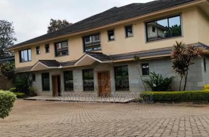 8bdrm Townhouse/Terrace in Spring Valley for sale