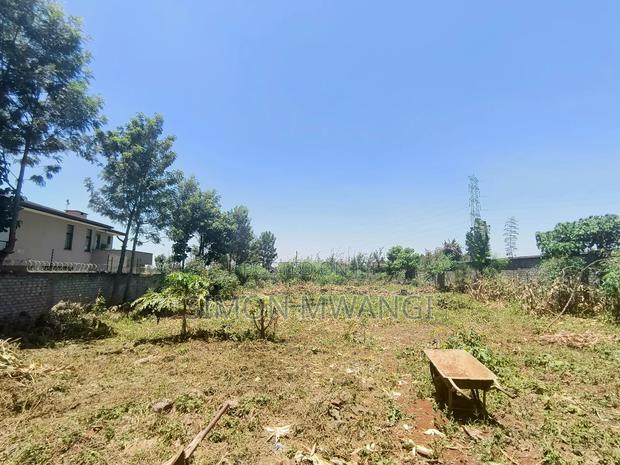 1/2,Acre on Sale at Kiambu Kiukenda Estate Off Kamiti Rd at 19M