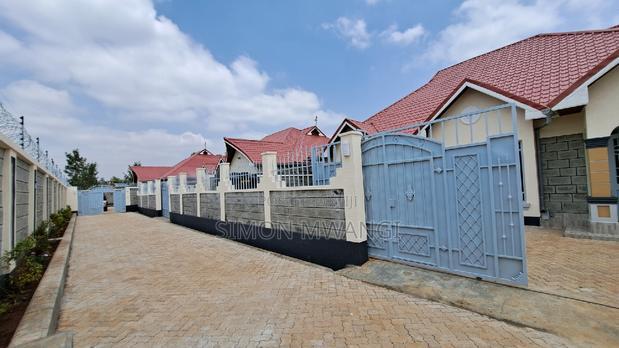 3bdrm Bungalow in Ruiru Mugutha Estate for sale