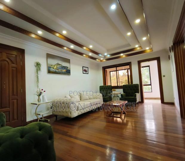 8bdrm Maisonette in Nairobi Spring for sale
