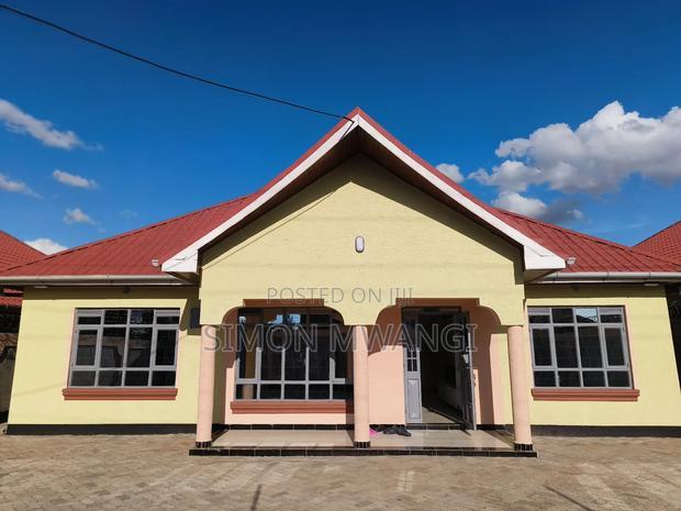 3bdrm Bungalow in Mugatha Ruiru, Off for sale