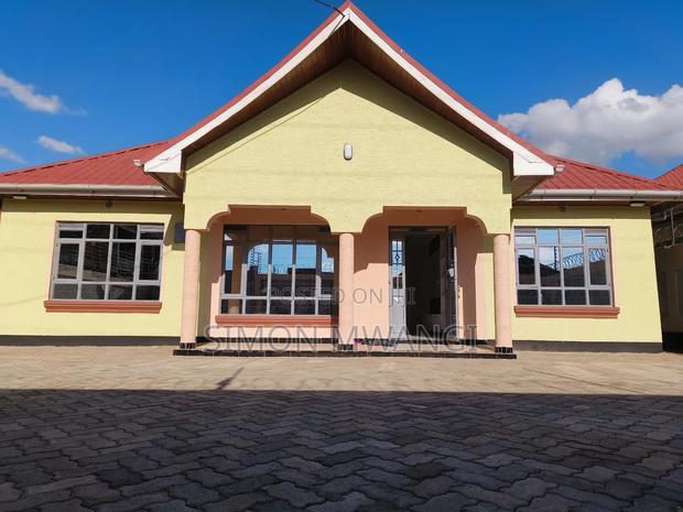 3bdrm Bungalow in Ruiru Mugutha Off for sale