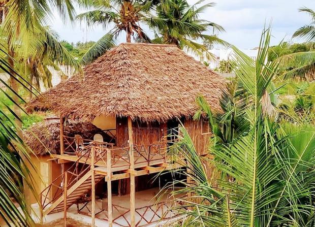 6bdrm Villa in Watamu for sale