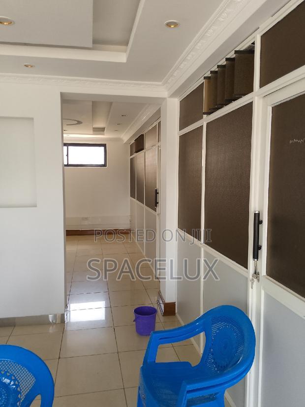 3000sqft Groundflr Office/Shop