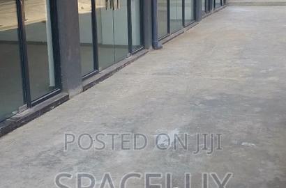 85 SQM Executive Brand Shop