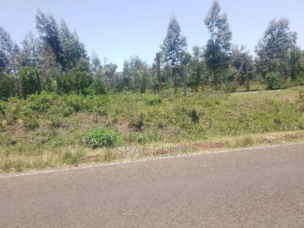 500 Acres Mombasa Rd Touching the Rd
