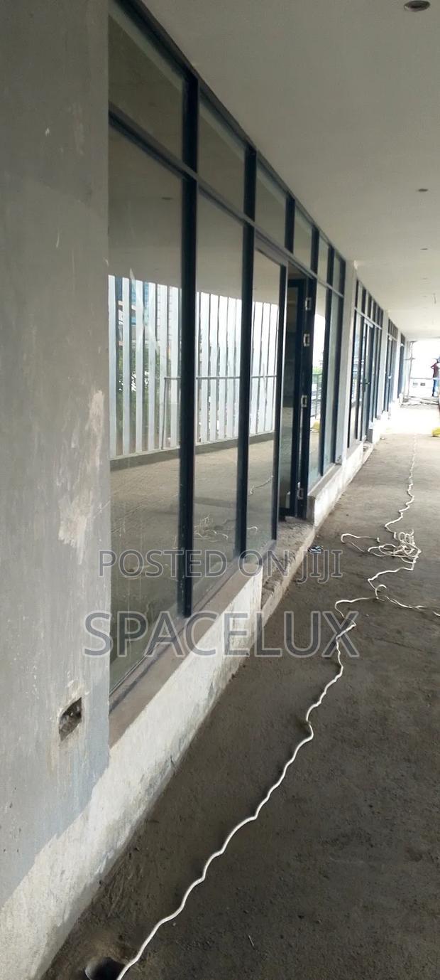 Certified 4500sqft Strategic Mall Shops Restaurants