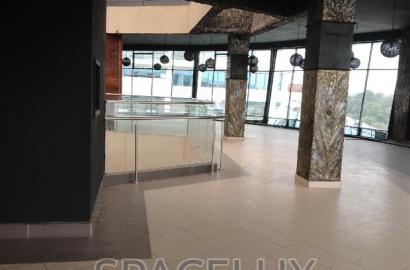 7500sqft Lounge Restaurants